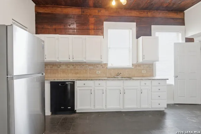 509 E DREXEL AVE San Antonio, TX 78210