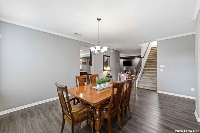 11330 HILL TOP BND Helotes, TX 78023