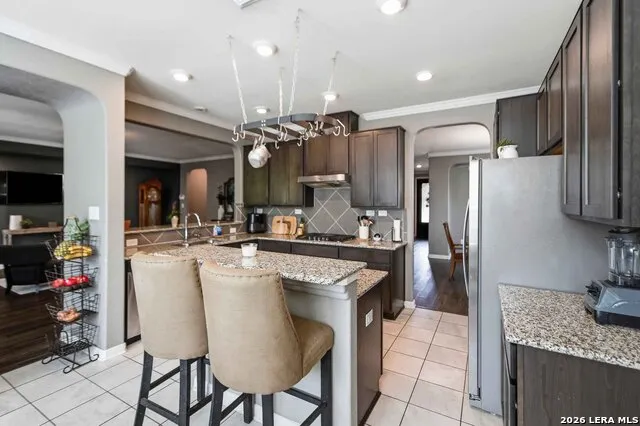 11330 HILL TOP BND Helotes, TX 78023