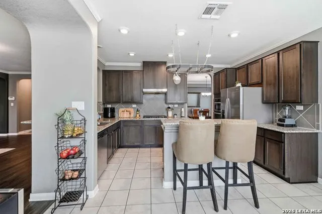 11330 HILL TOP BND Helotes, TX 78023