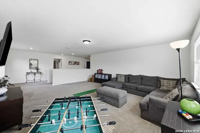 11330 HILL TOP BND Helotes, TX 78023