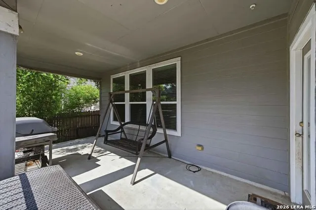 11330 HILL TOP BND Helotes, TX 78023