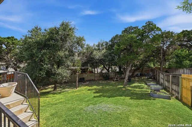 11330 HILL TOP BND Helotes, TX 78023