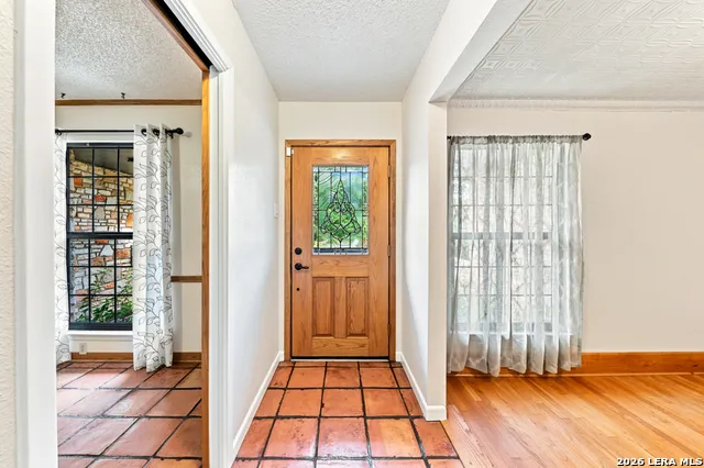 9428 Bluebell San Antonio, TX 78266