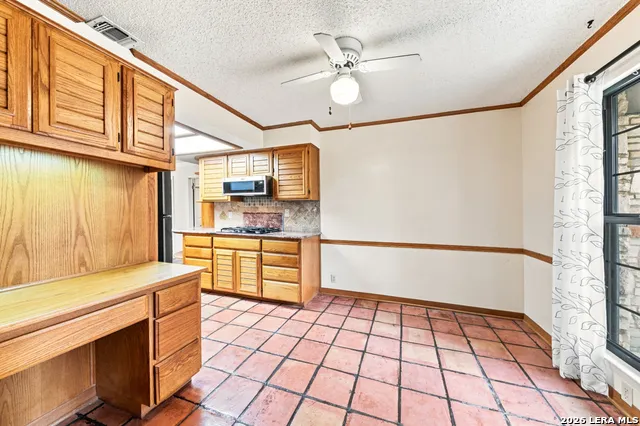 9428 Bluebell San Antonio, TX 78266
