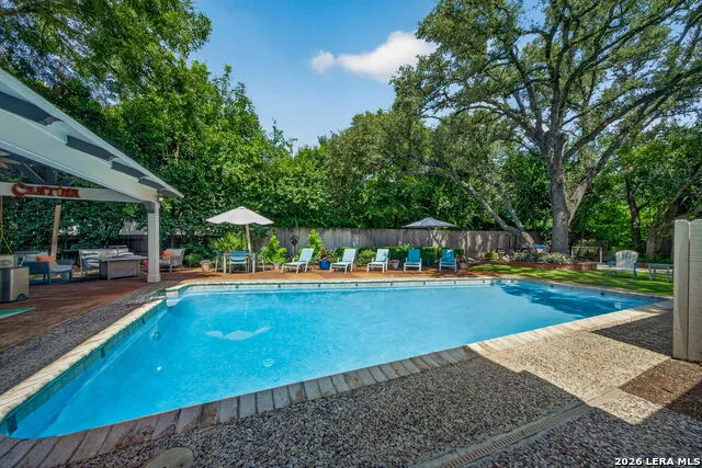 138 Turkey Creek Shavano Park, TX 78231