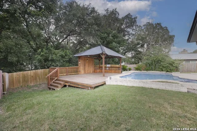 211 FORREST TRL Universal City, TX 78148
