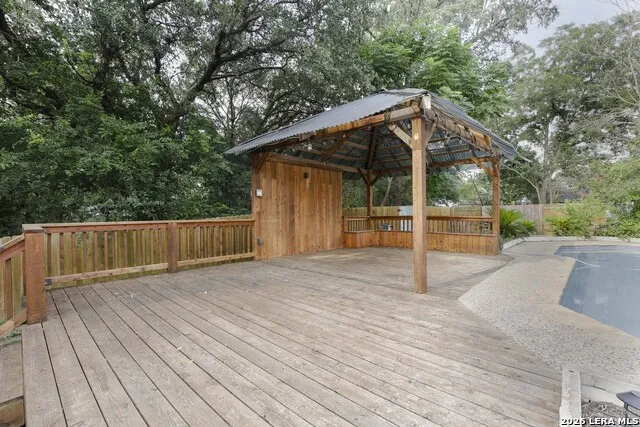 211 FORREST TRL Universal City, TX 78148