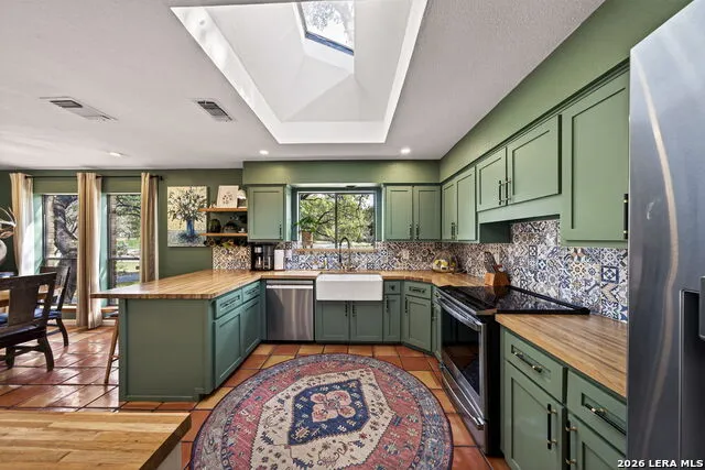 9325 Bluebell Garden Ridge, TX 78266