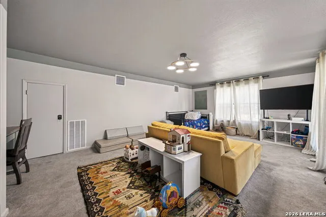 9325 Bluebell Garden Ridge, TX 78266