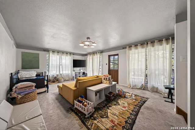 9325 Bluebell Garden Ridge, TX 78266