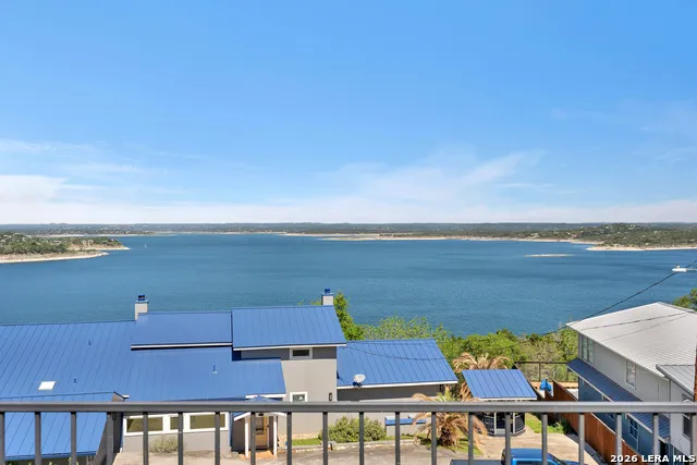 1210 Skyline Canyon Lake, TX 78133