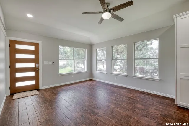 10114 THOMAS LN Dripping Springs, TX 78620