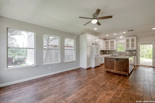 10114 THOMAS LN Dripping Springs, TX 78620