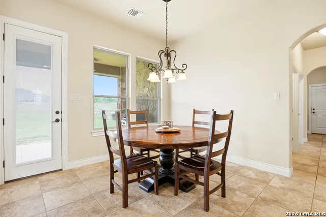 15820 Fm 539 La Vernia, TX 78121