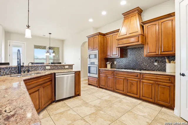 15820 Fm 539 La Vernia, TX 78121