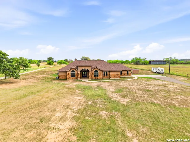 15820 Fm 539 La Vernia, TX 78121