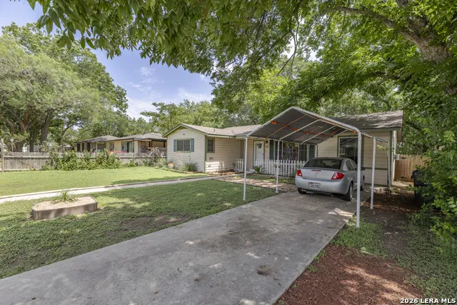517 Uhland Rd San Marcos, TX 78666