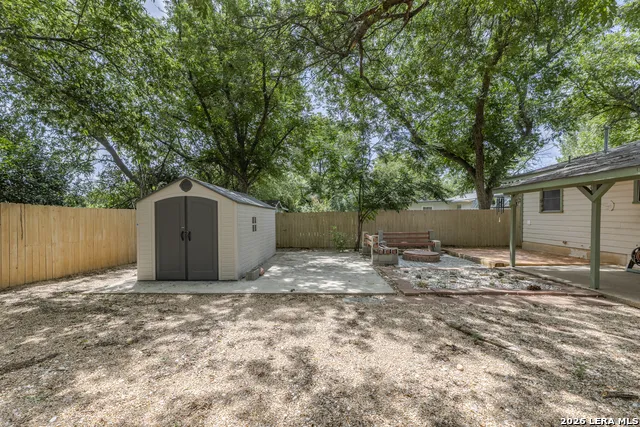 517 Uhland Rd San Marcos, TX 78666