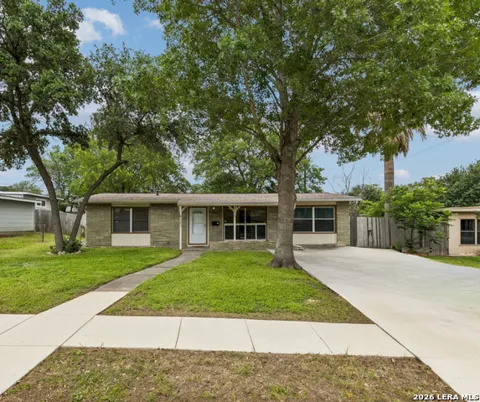 342 MAPLEWOOD LN
