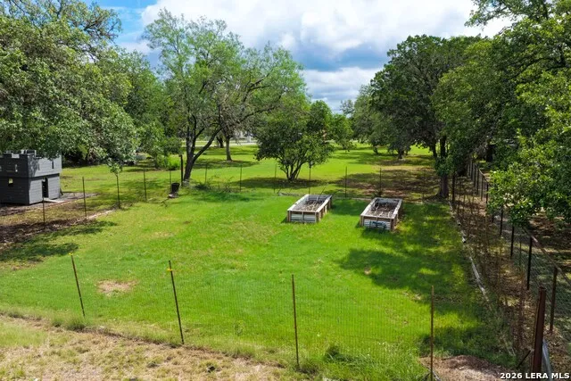 217 Wild Horse Pipe Creek, TX 78063