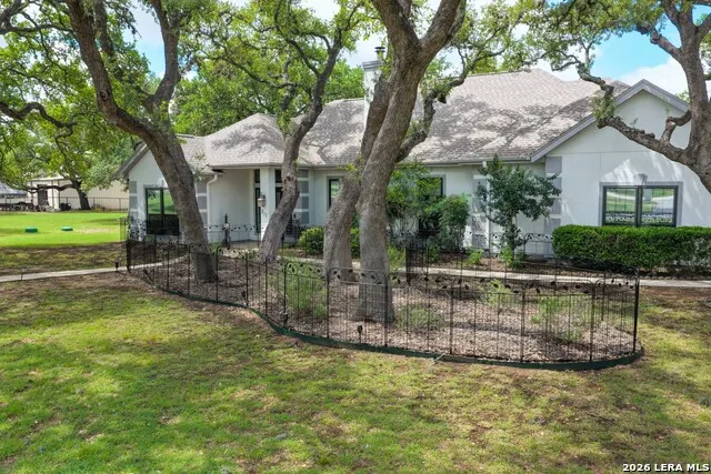 217 Wild Horse Pipe Creek, TX 78063