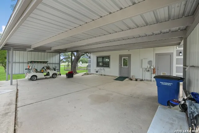 217 Wild Horse Pipe Creek, TX 78063