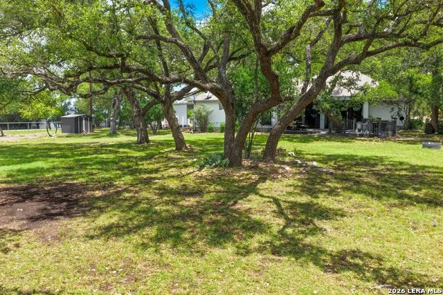217 Wild Horse Pipe Creek, TX 78063