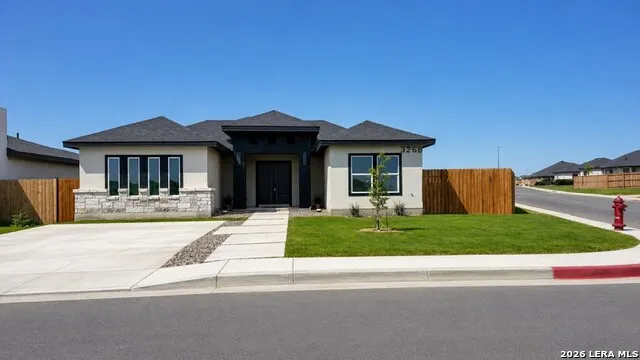 3268 Ethel Dr Eagle Pass, TX 78852