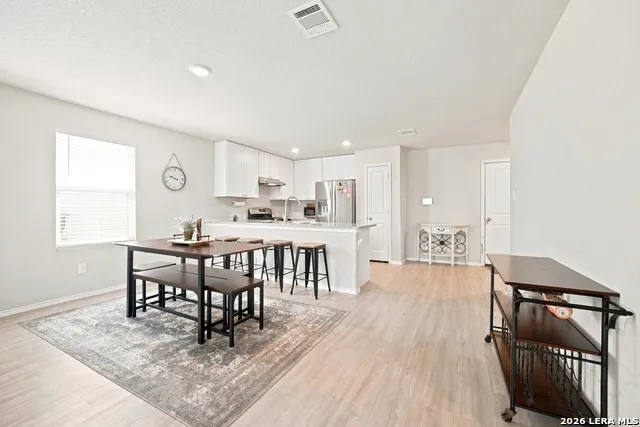 13103 ROSEMARY CV St Hedwig, TX 78152