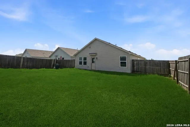 13103 ROSEMARY CV St Hedwig, TX 78152
