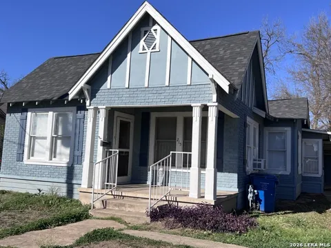 215 Jennings