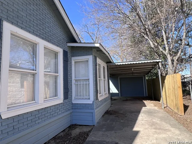 215 Jennings San Antonio, TX 78225