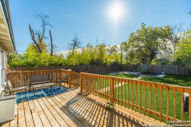 112 HARDING PL San Antonio, TX 78203