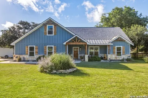 124 Creekwood