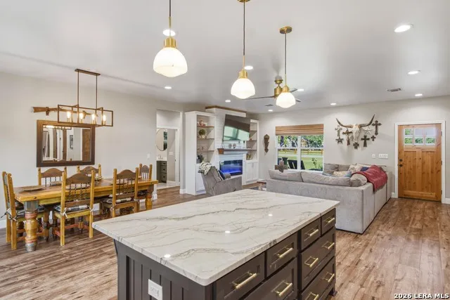 124 Creekwood Bandera, TX 78003