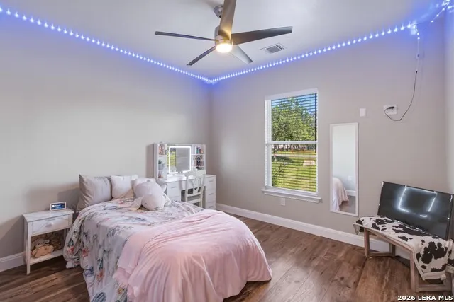 124 Creekwood Bandera, TX 78003