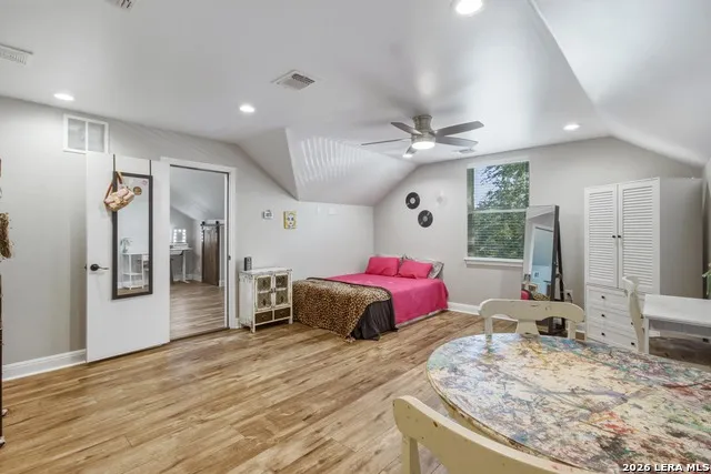 124 Creekwood Bandera, TX 78003