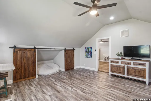 124 Creekwood Bandera, TX 78003