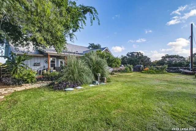124 Creekwood Bandera, TX 78003