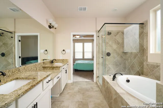 228 Comanche Trail Cibolo, TX 78108