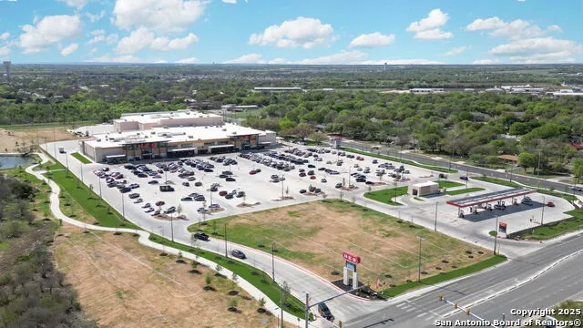 228 Comanche Trail Cibolo, TX 78108