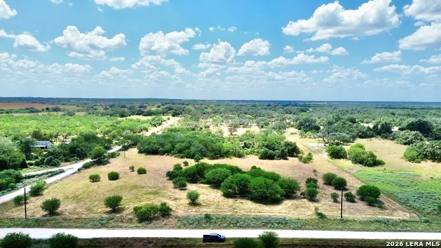 118 Pr Dax Ln Pleasanton, TX 78064