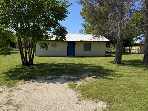 201 Sandy Lane
