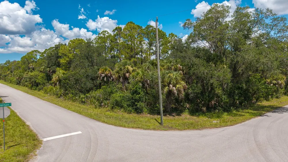 14068 CARRIE AVENUE Port Charlotte, FL 33953