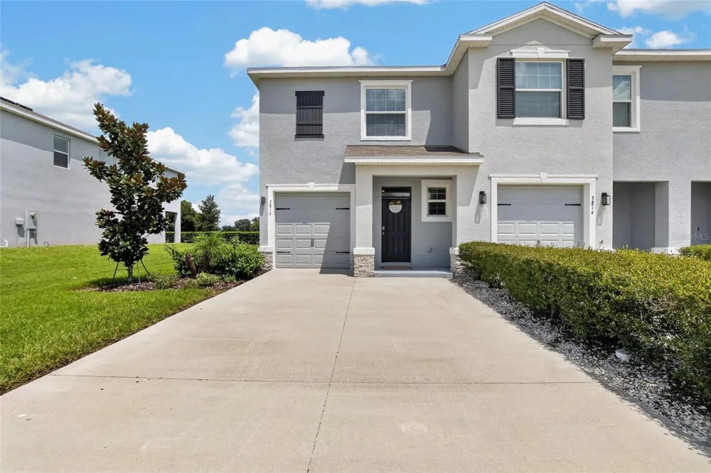 3816 SUNFLOWER FIELD PLACE Plant City, FL 33565