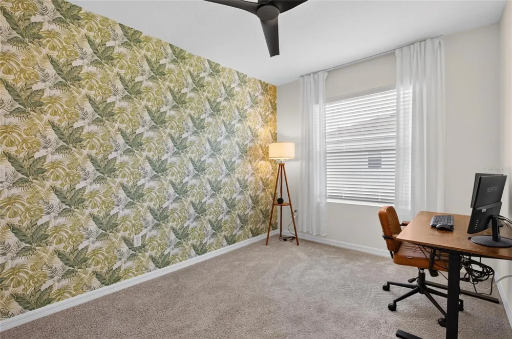 3816 SUNFLOWER FIELD PLACE Plant City, FL 33565