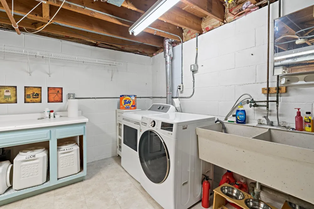 8918 Emerson Avenue S Bloomington, MN 55420