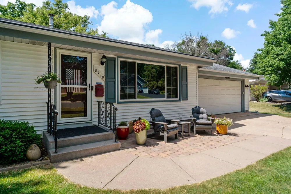 8918 Emerson Avenue S Bloomington, MN 55420