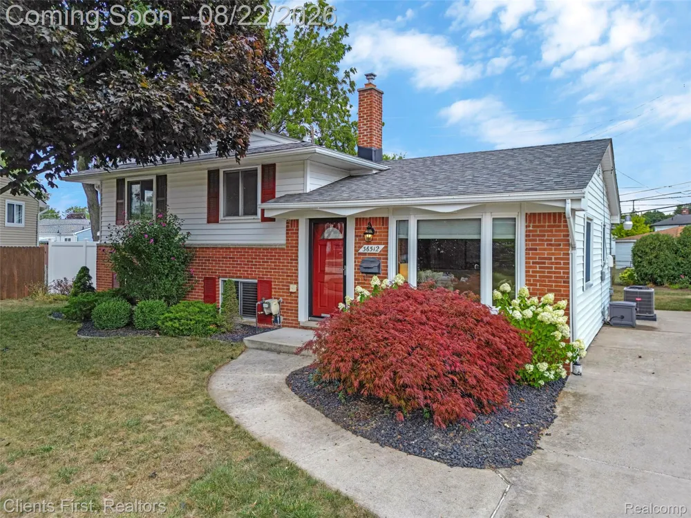 36512 Fairchild Street Westland City, MI 48186